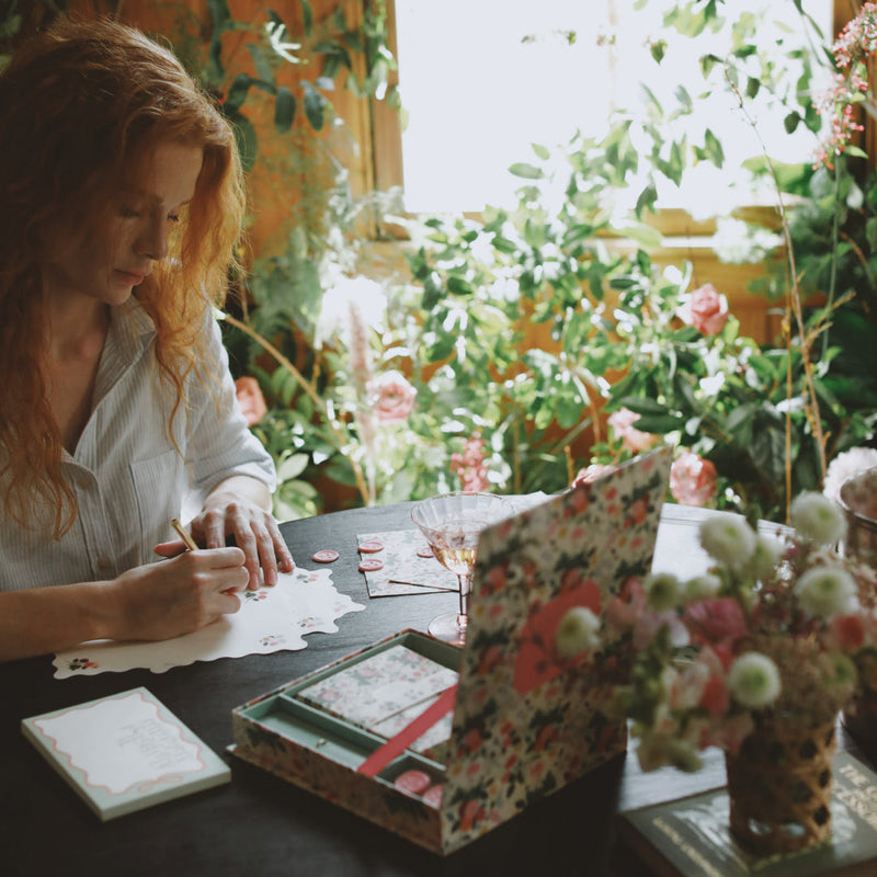 מארז לכתיבת מכתבים: Dahlia