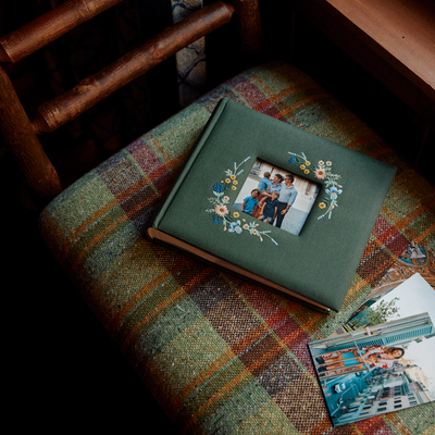 אלבום תמונות בכריכה רקומה: Wildwood