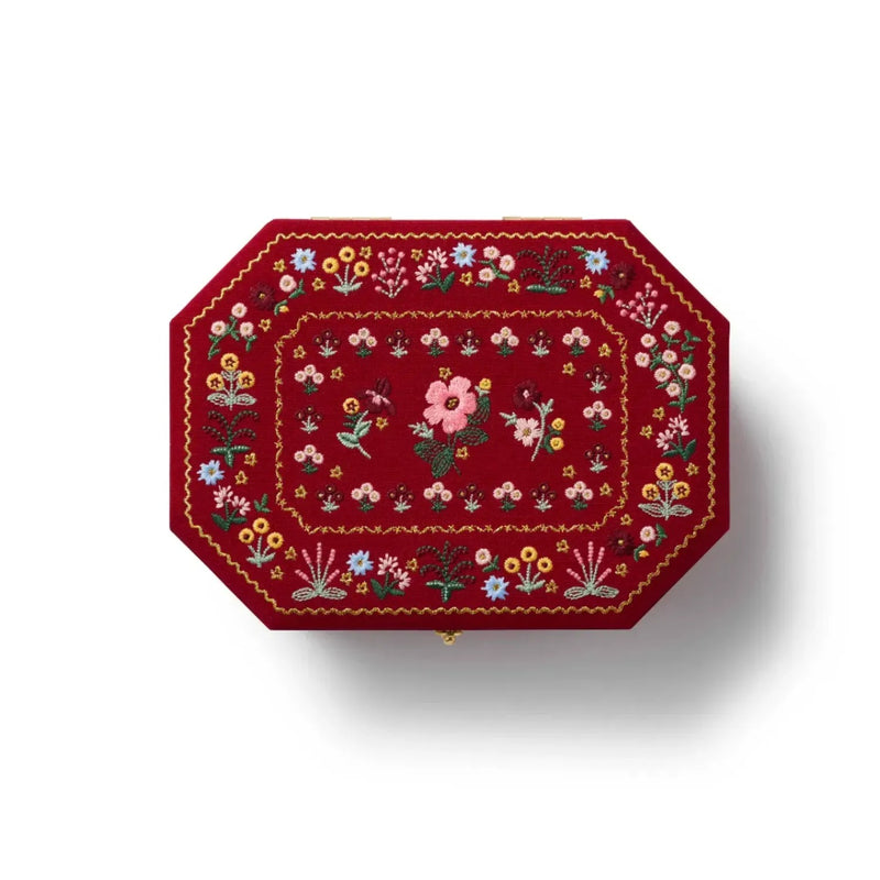 קופסת תכשיטים: Gemma