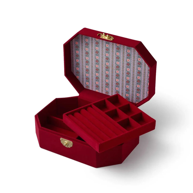 קופסת תכשיטים: Gemma