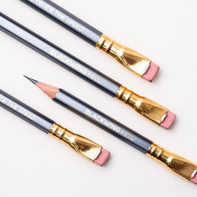 עיפרון: Blackwing 602 Shorty