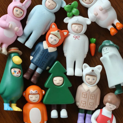 דמות בהפתעה: Theater Forest Club 