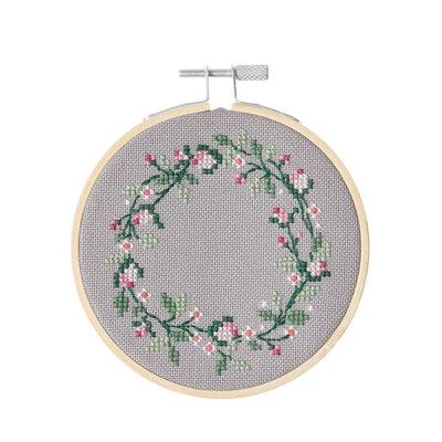 ערכת רקמה: Floral Wreath