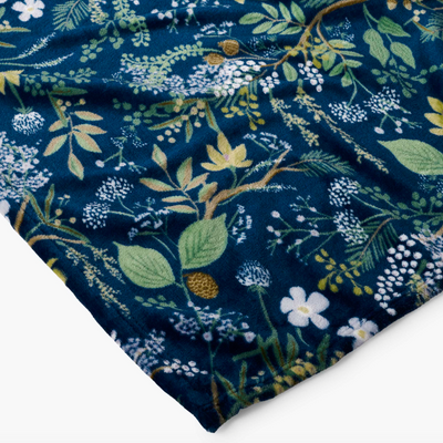 שמיכת פליז: Juniper Forest