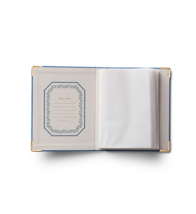 אלבום תמונות בכריכה רקומה: Delphine