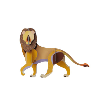 יצירה בנייר: Lion