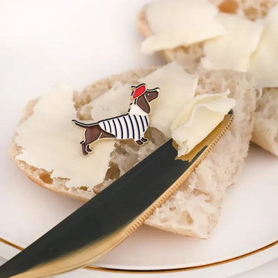 סיכת אמייל: Little Frenchie