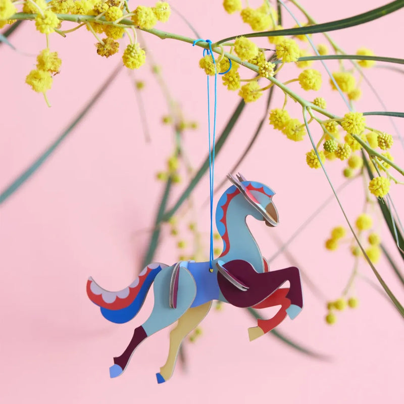 יצירה בנייר: Pegasus
