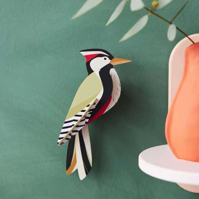 יצירה בנייר: Woodpecker