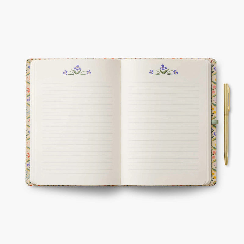 מחברת עם עט: Estee