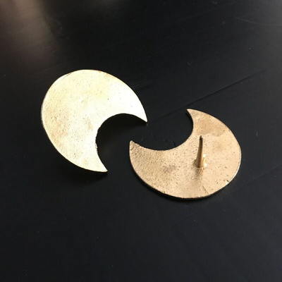 מסמר מתכת : Moon L